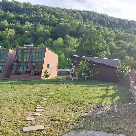 Carmenta Lake Lodge Bihać